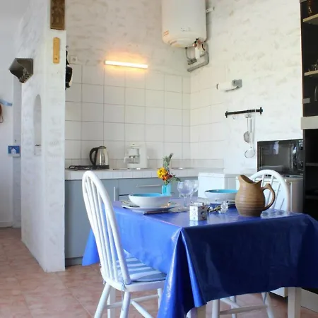 Vakantiehuis Charmante Maison Oleronaise Avec Cour, Proche Et Centre, 2 Couchages, Menage Inclus - Fr-1-246a-371 Dolus d'Oléron