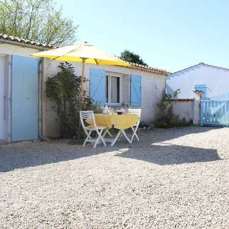 Charmante Maison Oleronaise Avec Cour, Proche Et Centre, 2 Couchages, Menage Inclus - Fr-1-246a-371