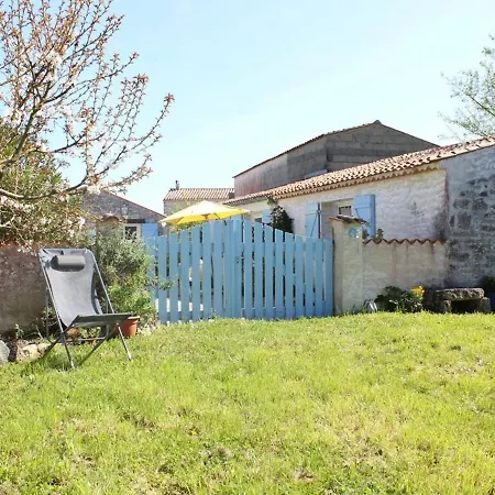 Vakantiehuis Charmante Maison Oleronaise Avec Cour, Proche Et Centre, 2 Couchages, Menage Inclus - Fr-1-246a-371 *