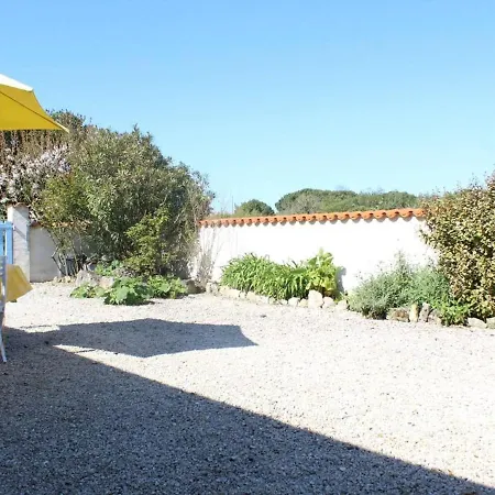 Vakantiehuis Charmante Maison Oleronaise Avec Cour, Proche Et Centre, 2 Couchages, Menage Inclus - Fr-1-246a-371 Dolus d'Oléron